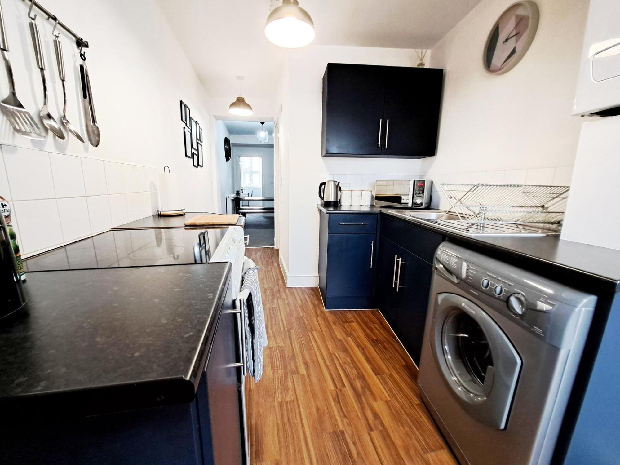 Stylish 2 Bed Apartment With Free Parking, Speed Wifi, Free Parking 科尔切斯特 外观 照片